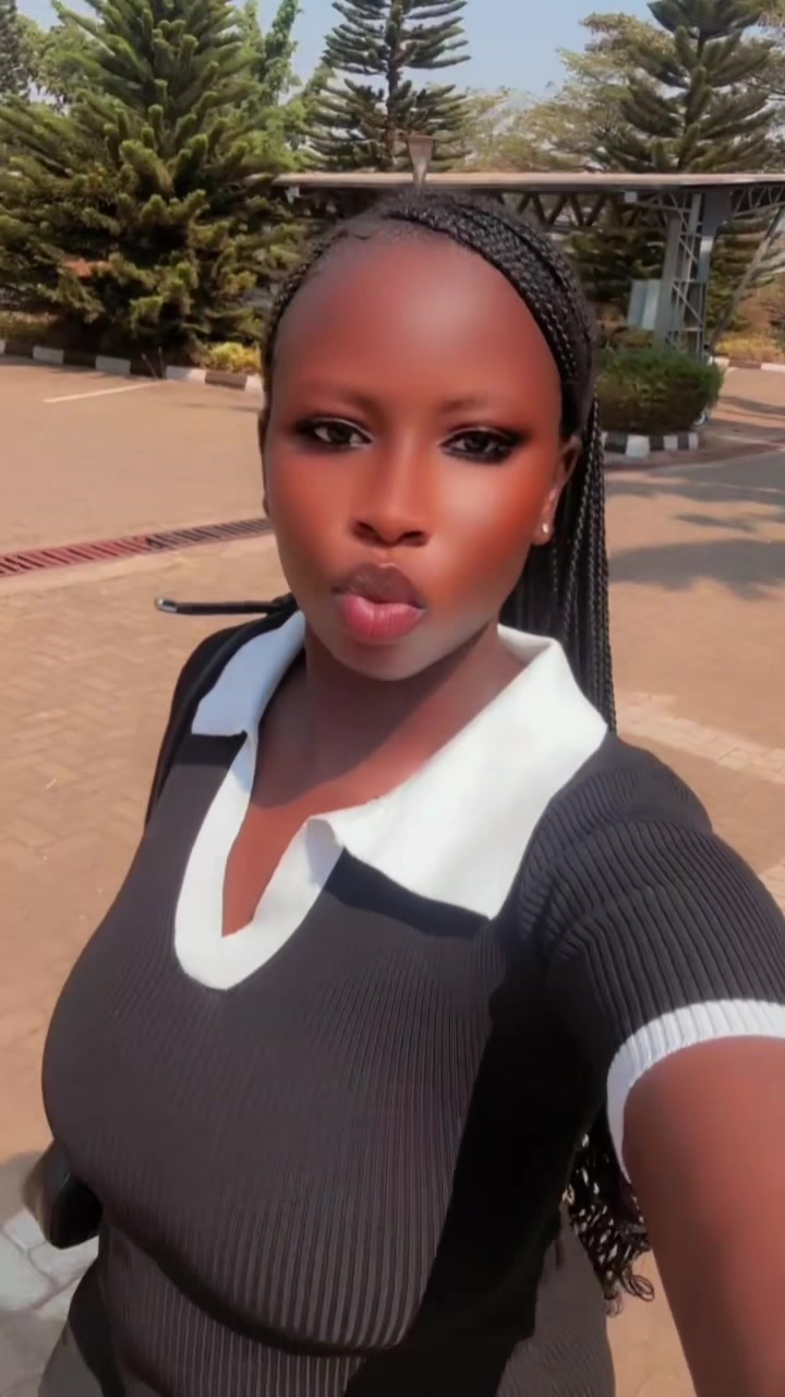 @emmynita2