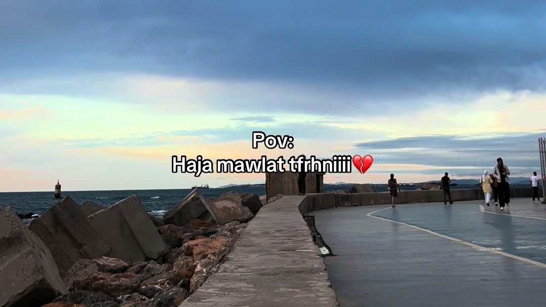 @🎥