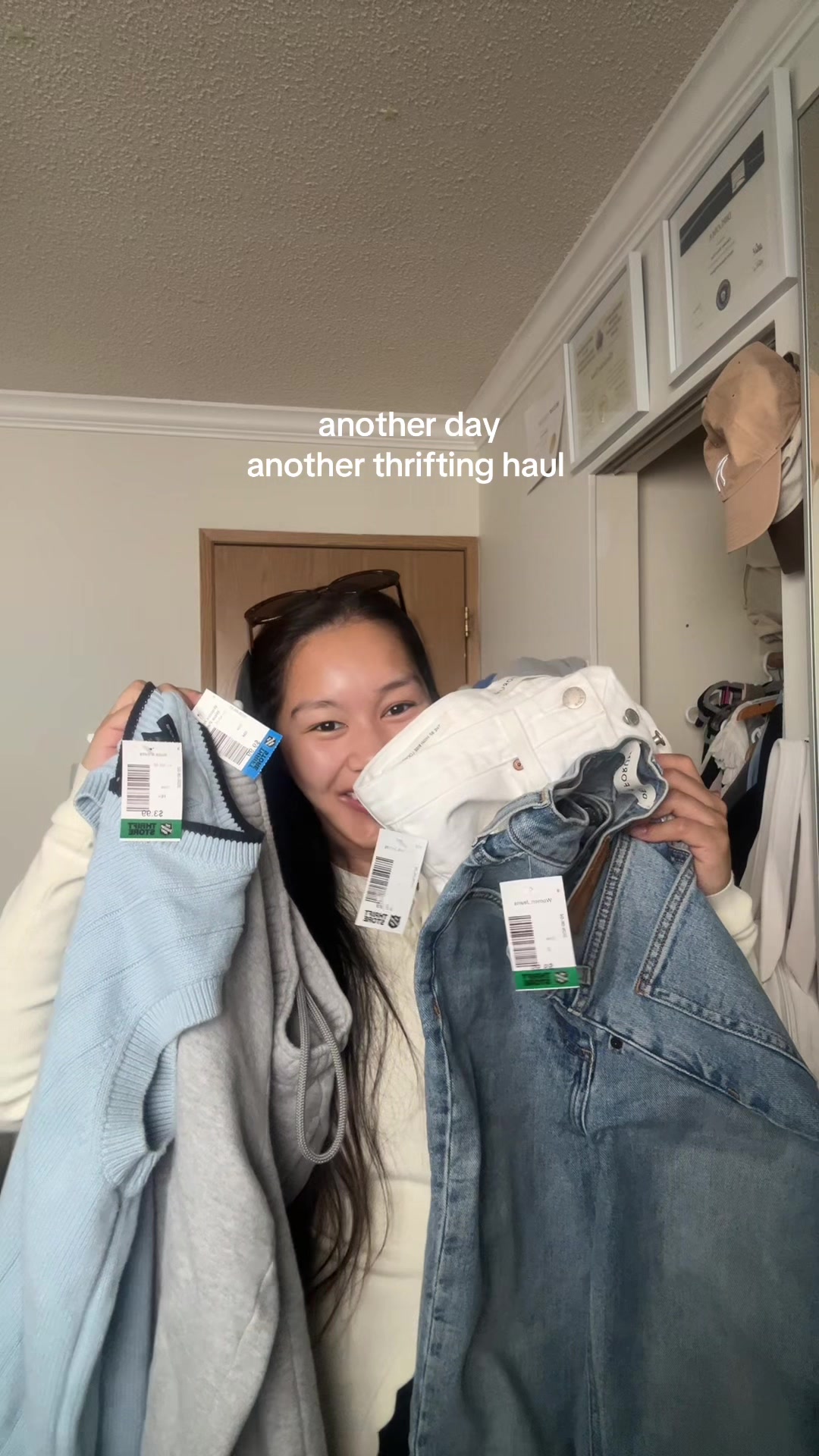 @christine -lifestyle & outfits