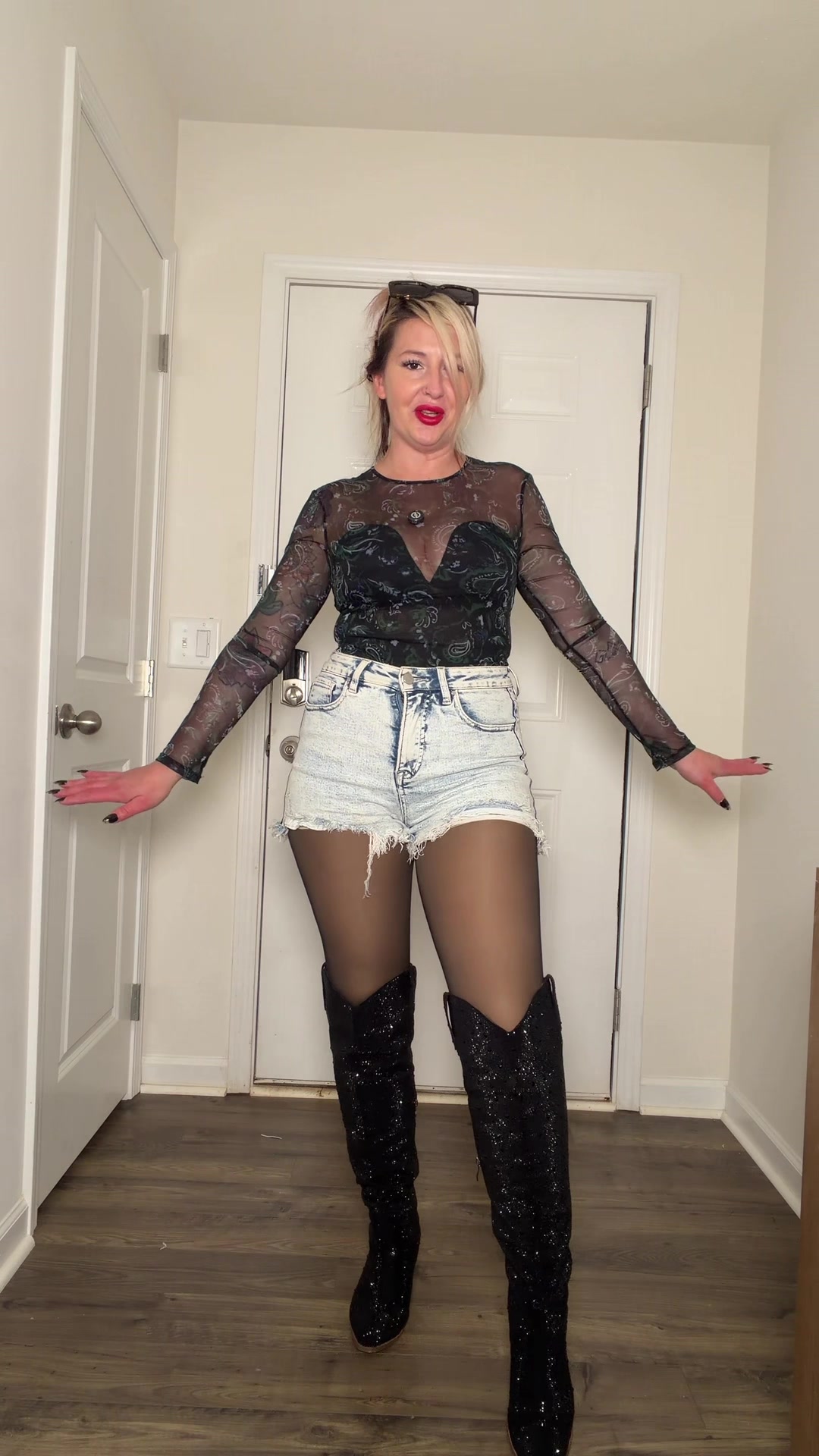 @Toni Paige 🎀⚡️