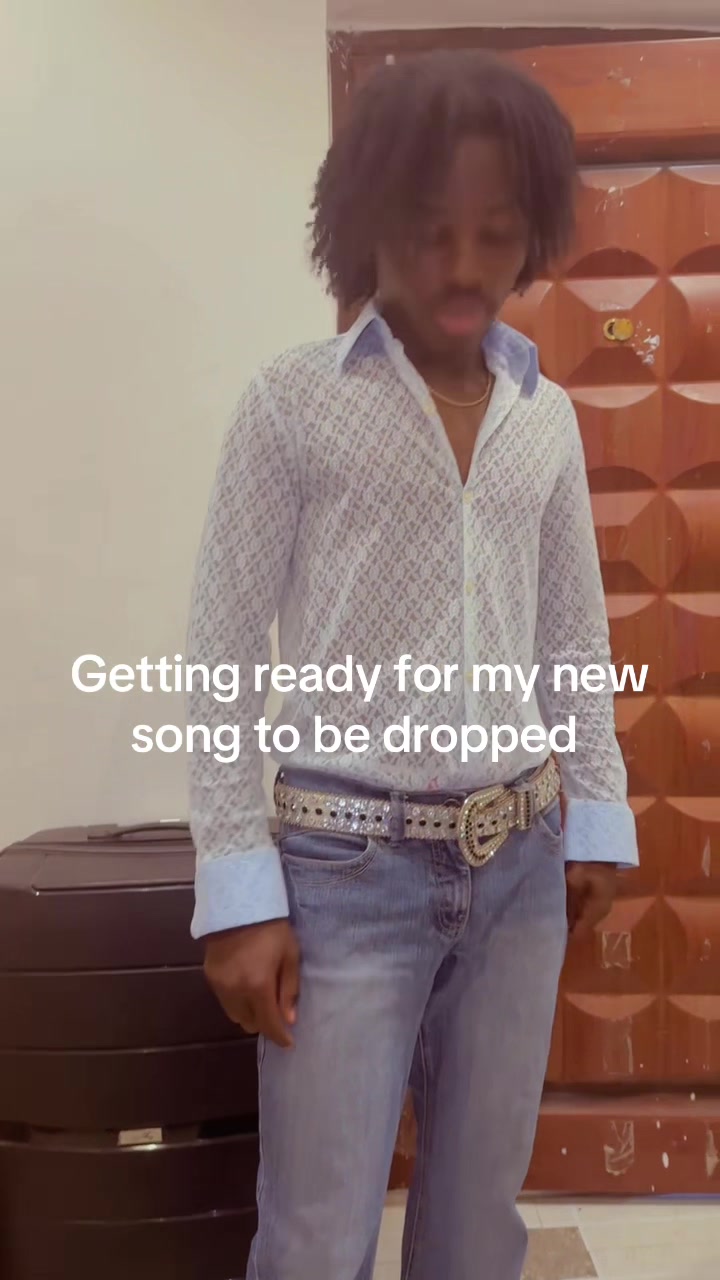 @mikkyboe