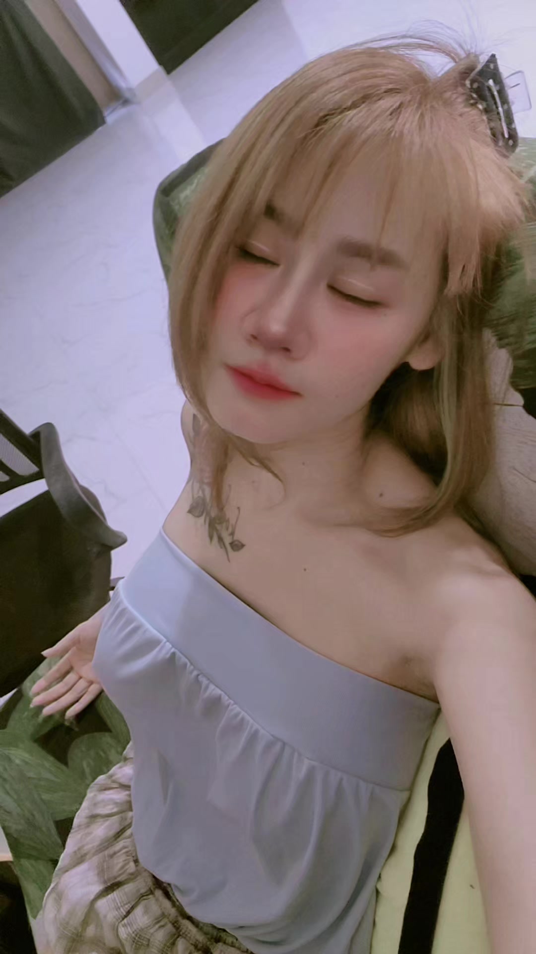 @อั้ยยน๊อค