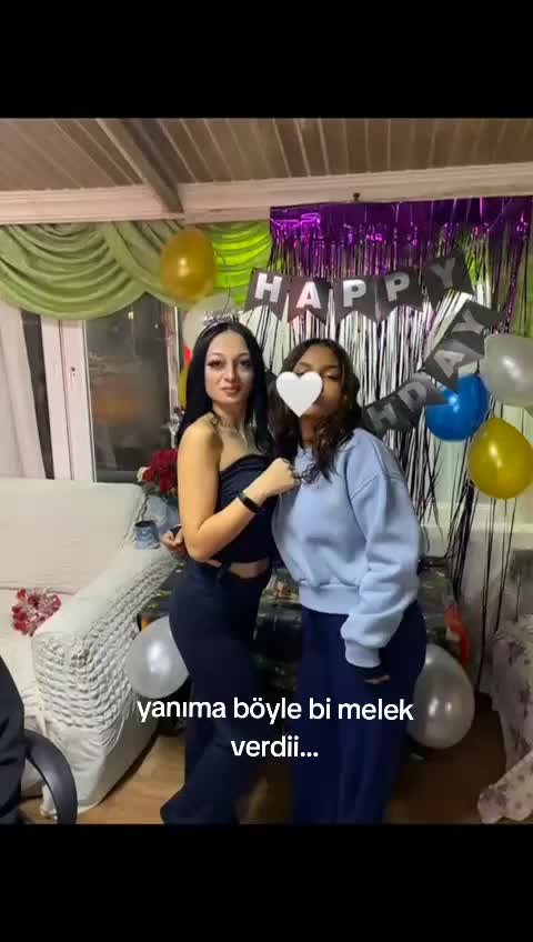 @Esmmerrrbombbaaa