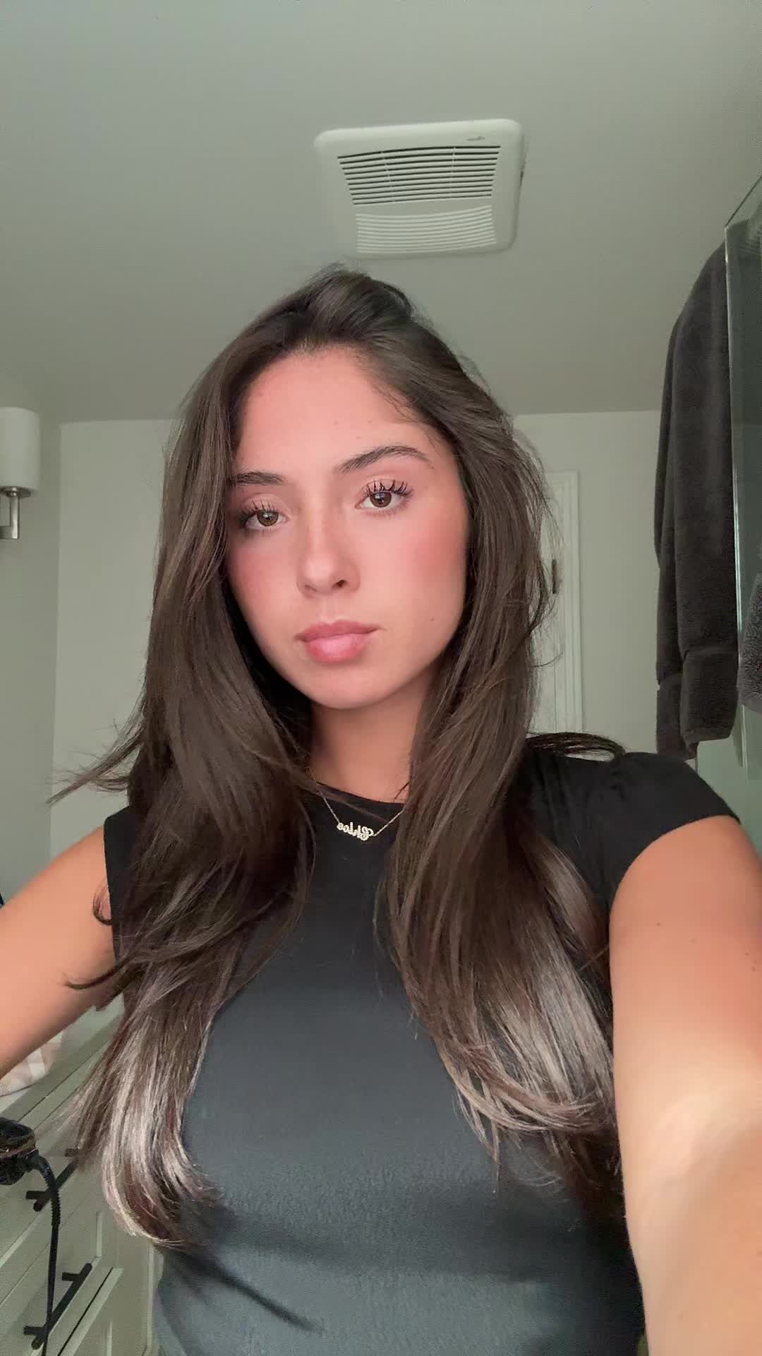 @chloe