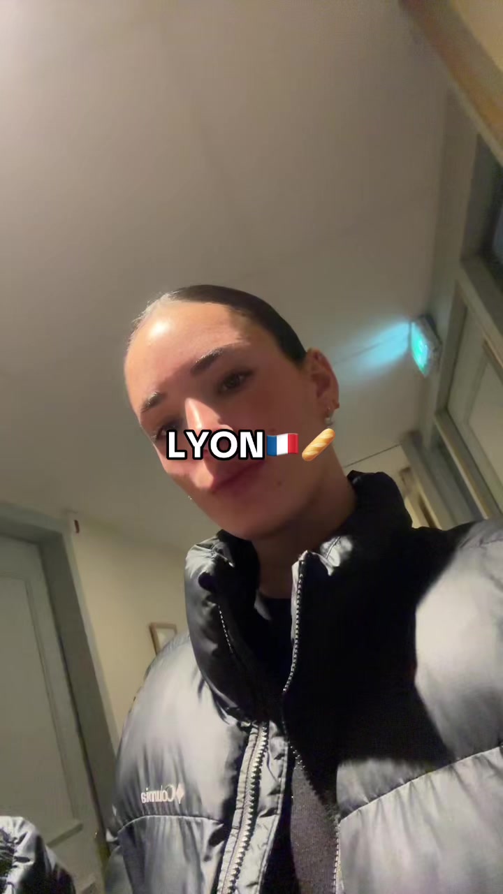 @carmelaaa