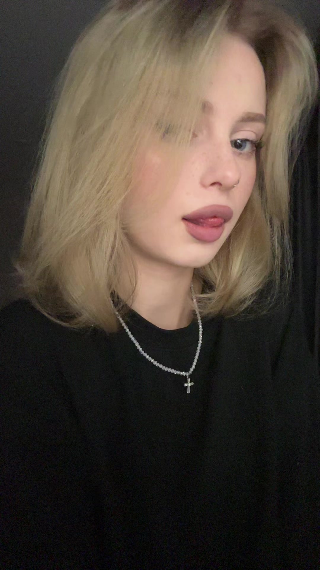 @вика