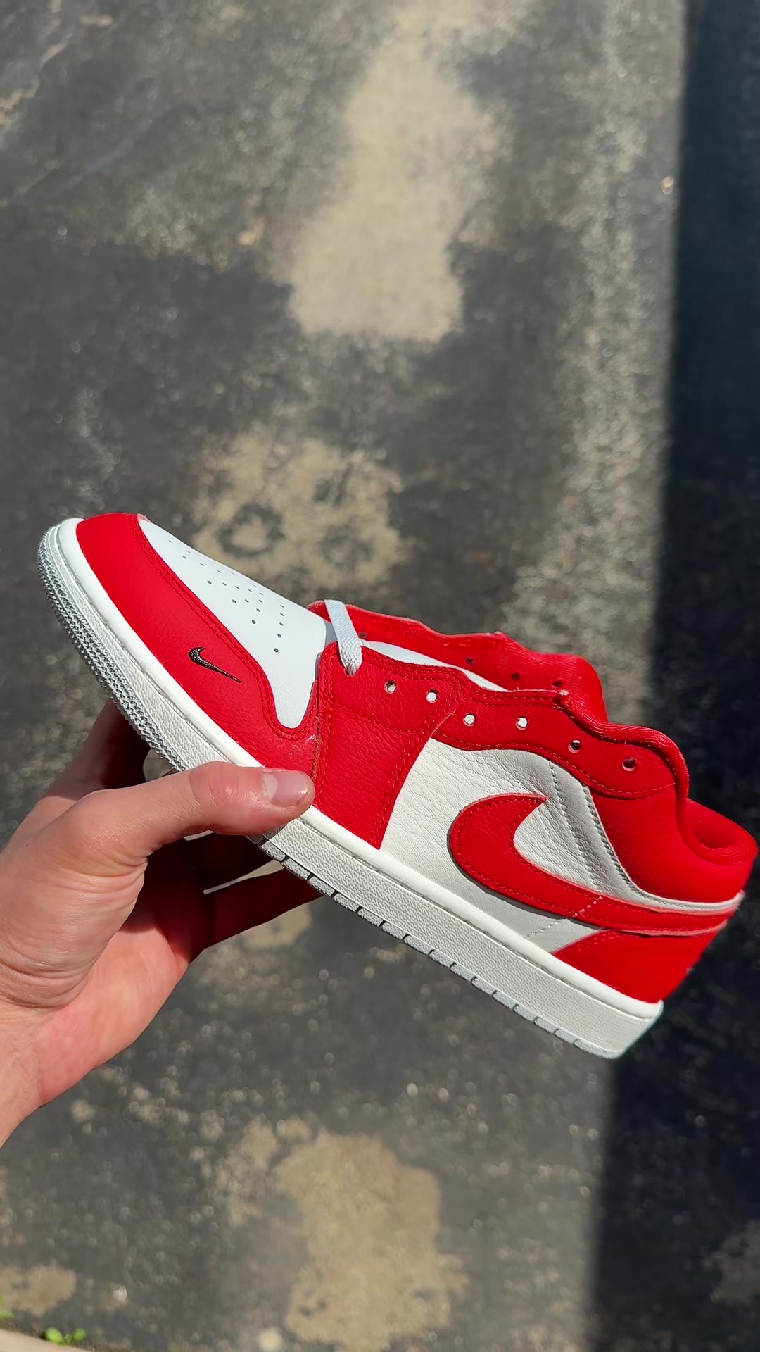 @VERIFIED SNEAKER DEALS