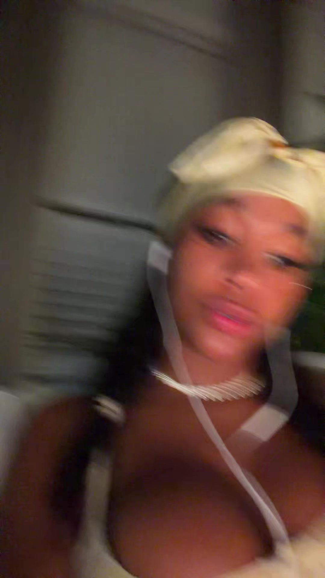 @whosmayabae