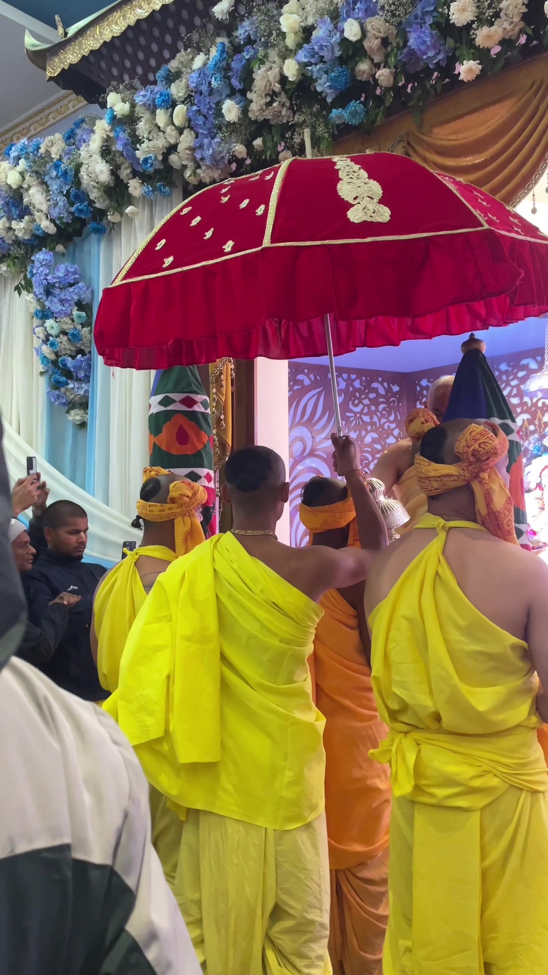@Krsna sakhi🦚🪈💚