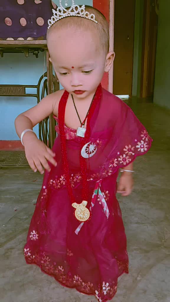 @Pari Mai🧚♀️🧚♀️