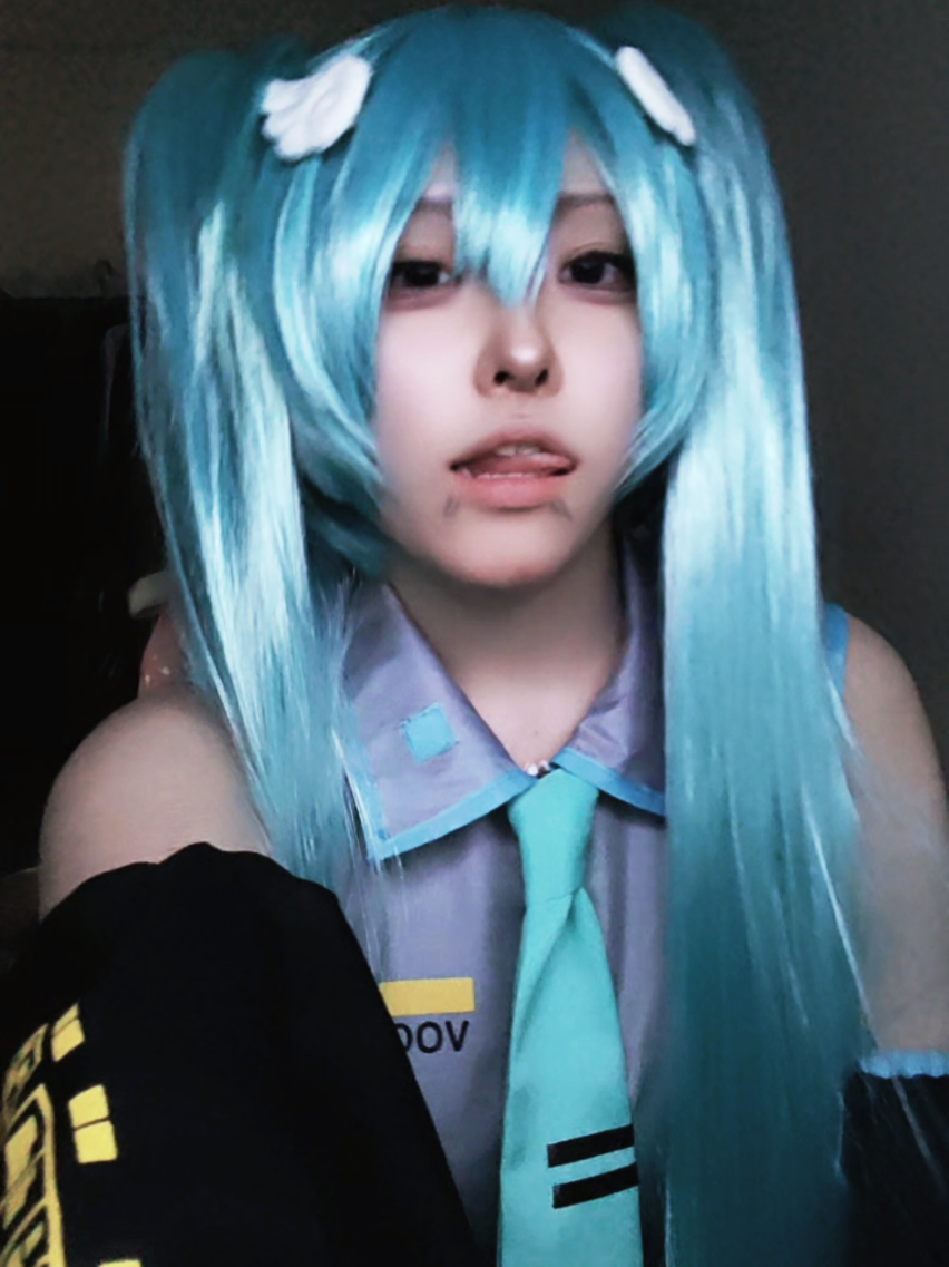@とまとまる