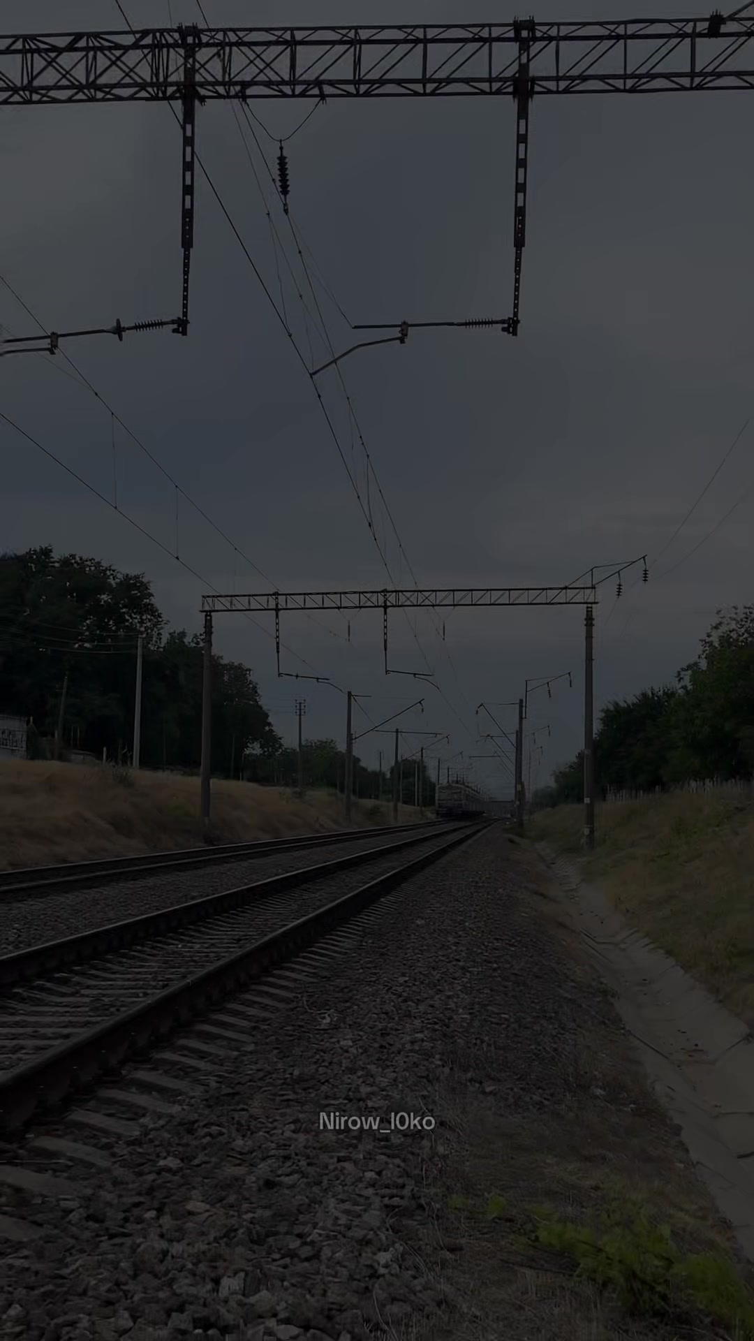 @𝗡𝗶𝗿𝗼𝘄_𝗿𝗮𝟭𝗹𝘄𝗮𝘆🛤️