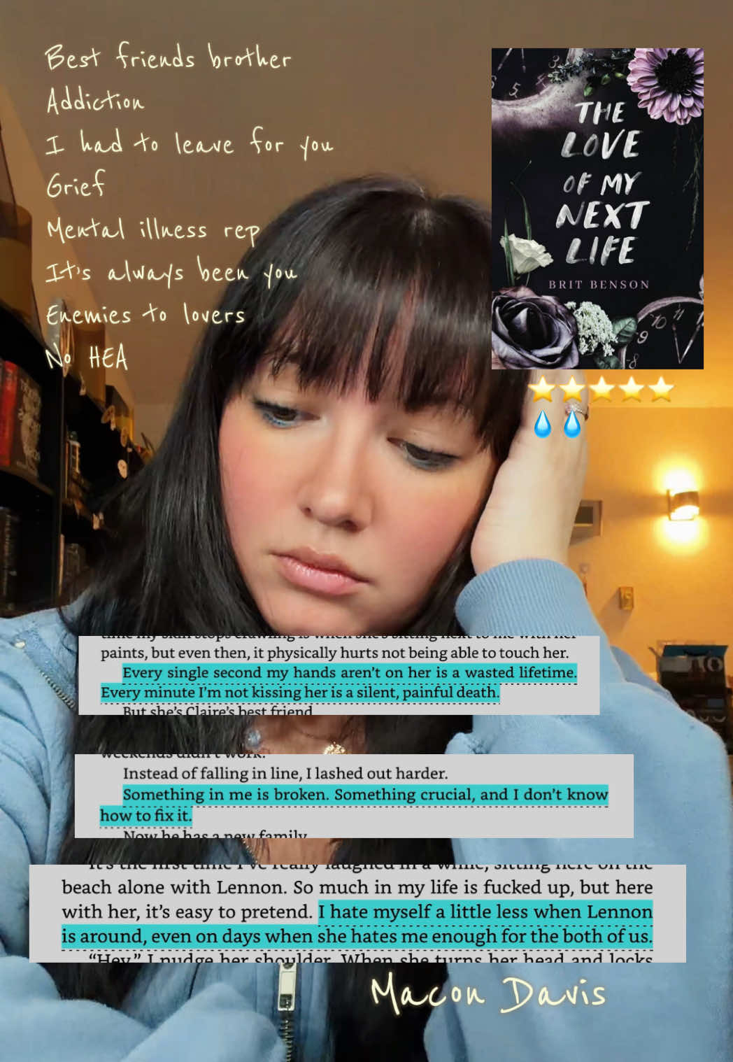 @Danielle Reads 📚☕️ 🧸