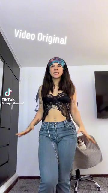 @LaPenguin