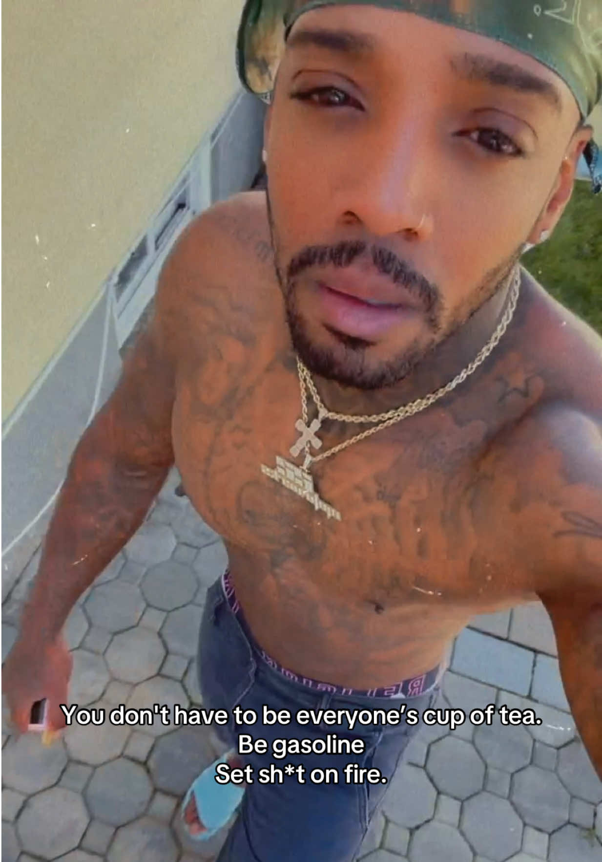@Eazy22