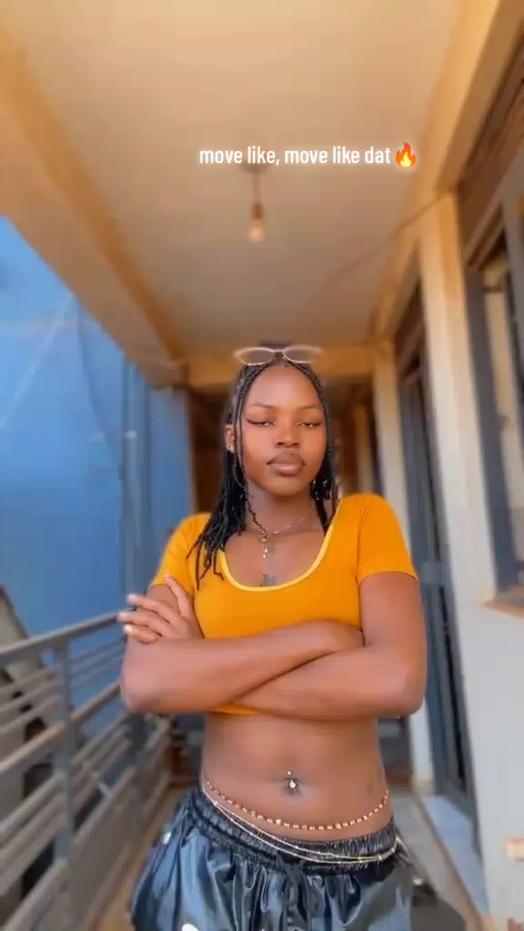 @waist-queen🍓D💋