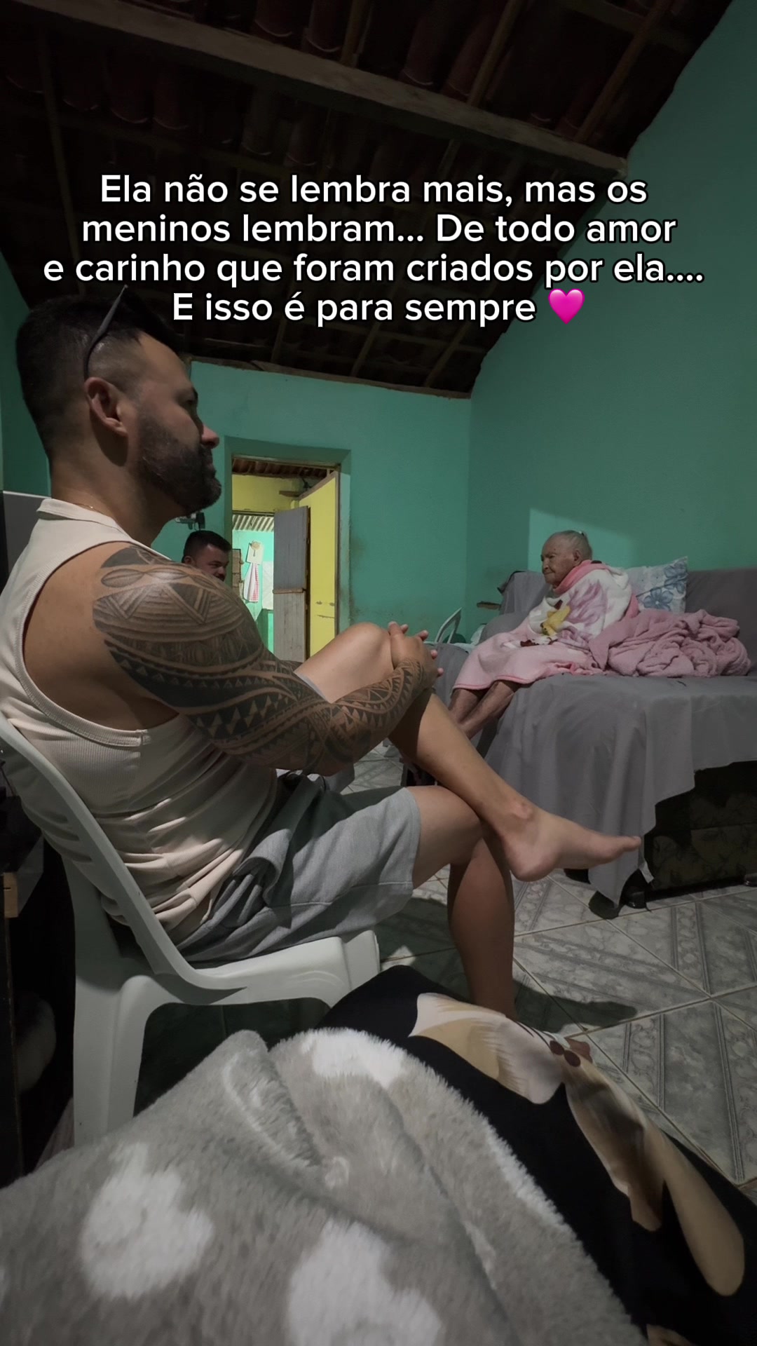 @SCARLET PANSERA
