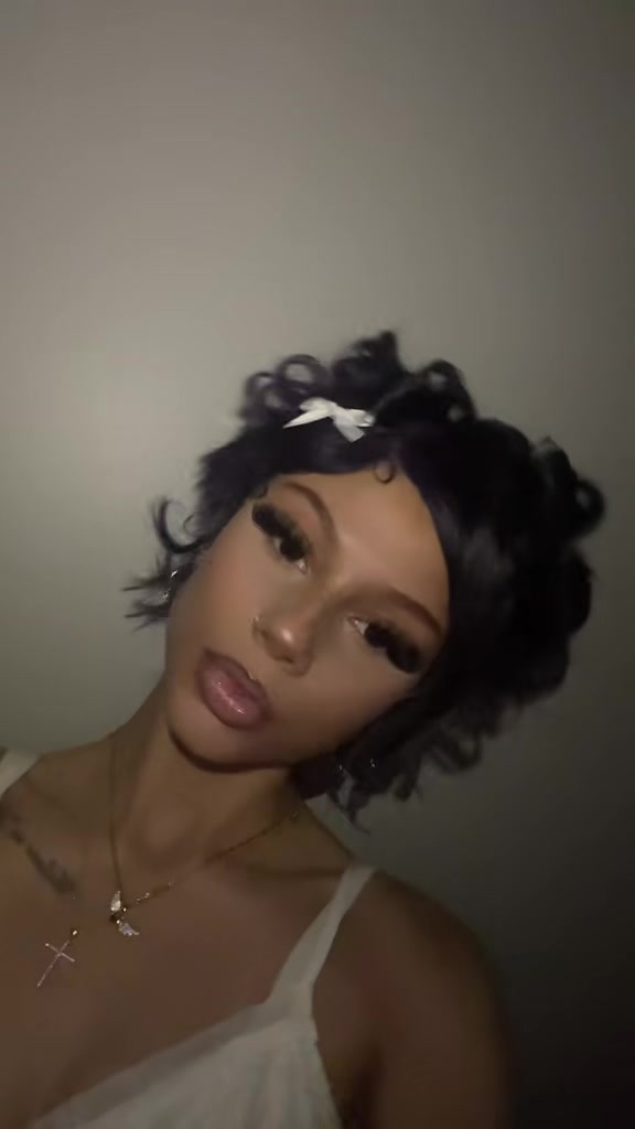 @essenceofsh4n