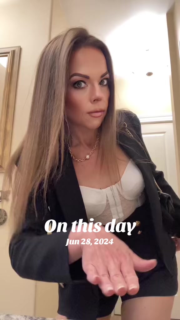 @lovely_leo_eyes