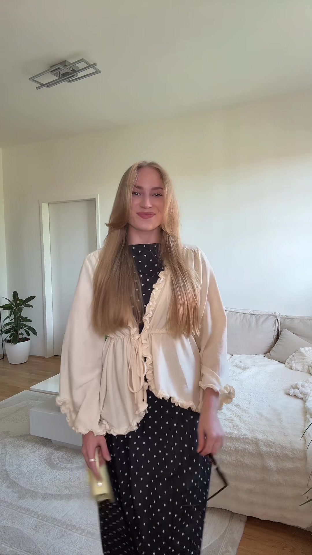 @Isabella
