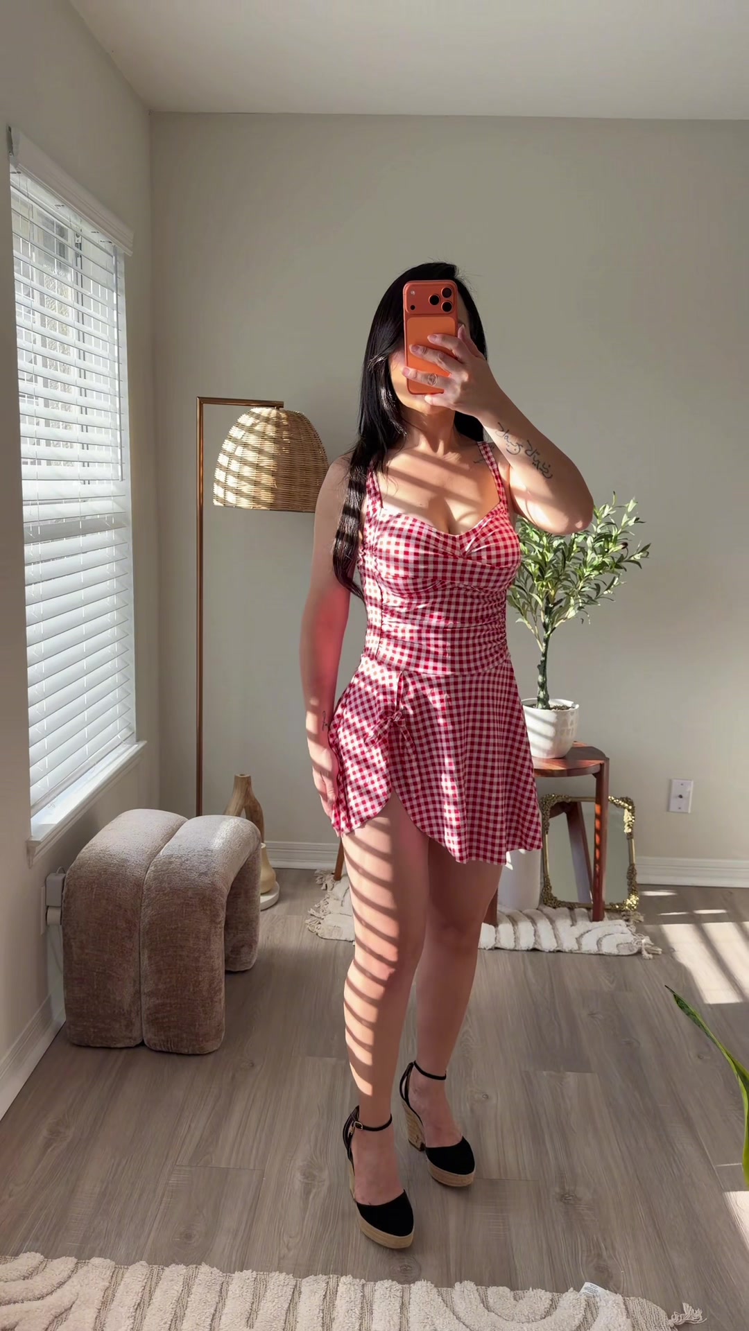 @khanell