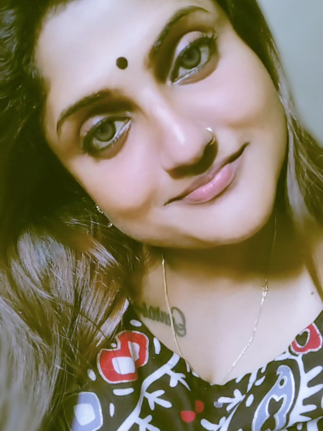 @𝓢𝓪𝓻𝓪𝓼 𝓒𝓱𝓮𝓵𝓵𝓸 💕