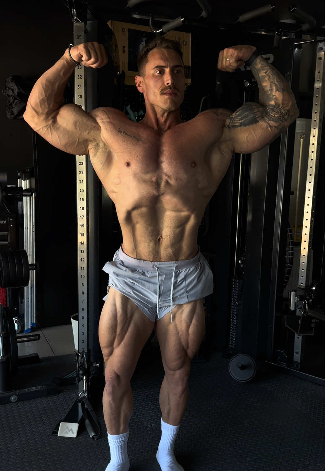 @Brady Barnes | IFBB PRO