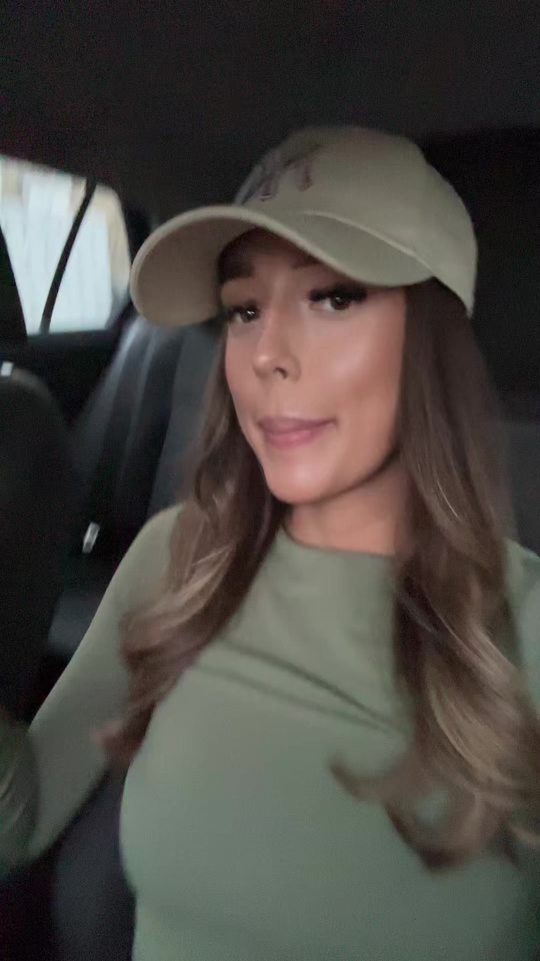 @Ella