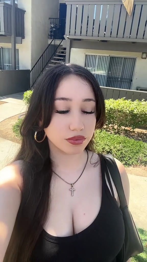 @Alexis