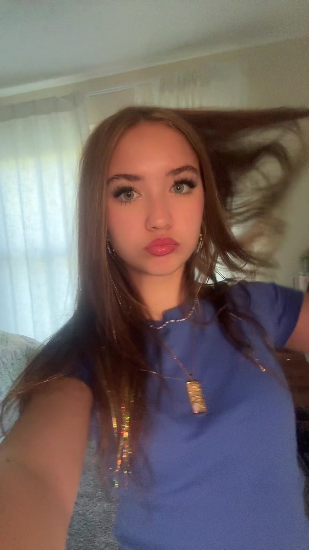 @️