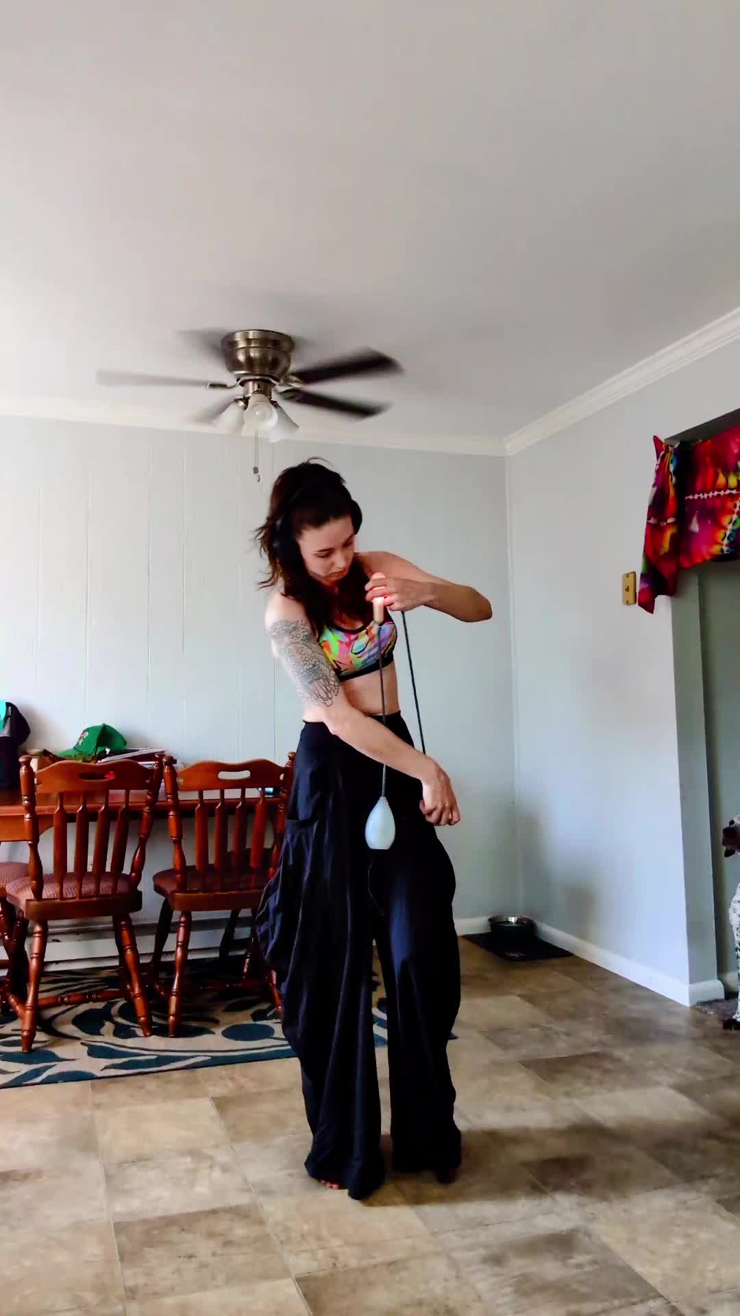 @lizoneil