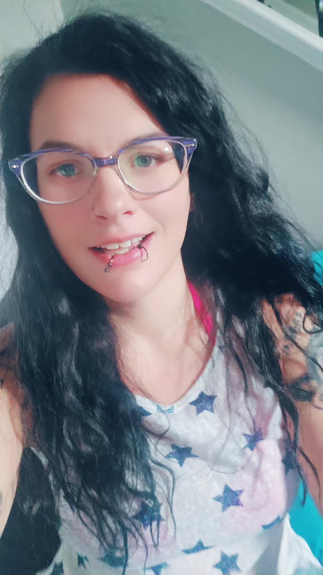 @cbeautynotfunny91!🐙🚙🎙🌽