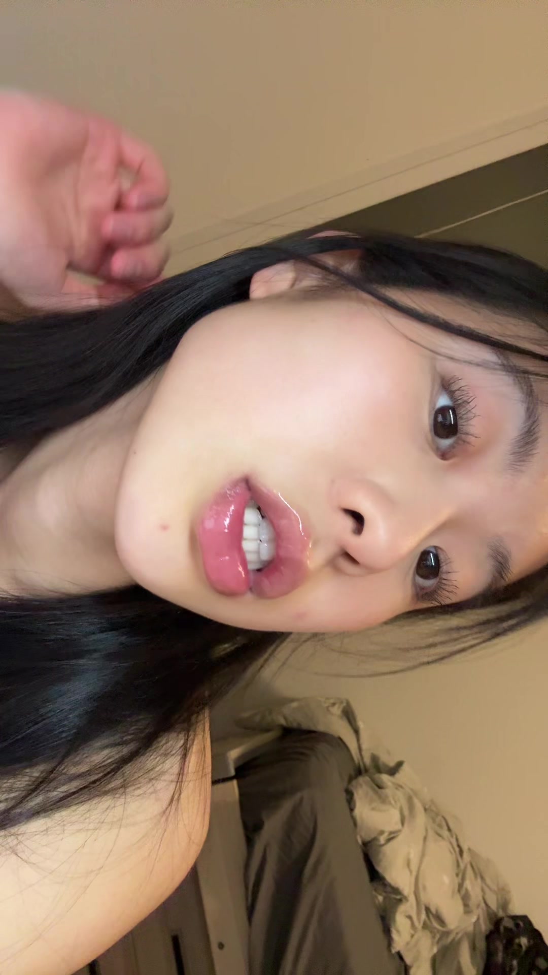 @nicole