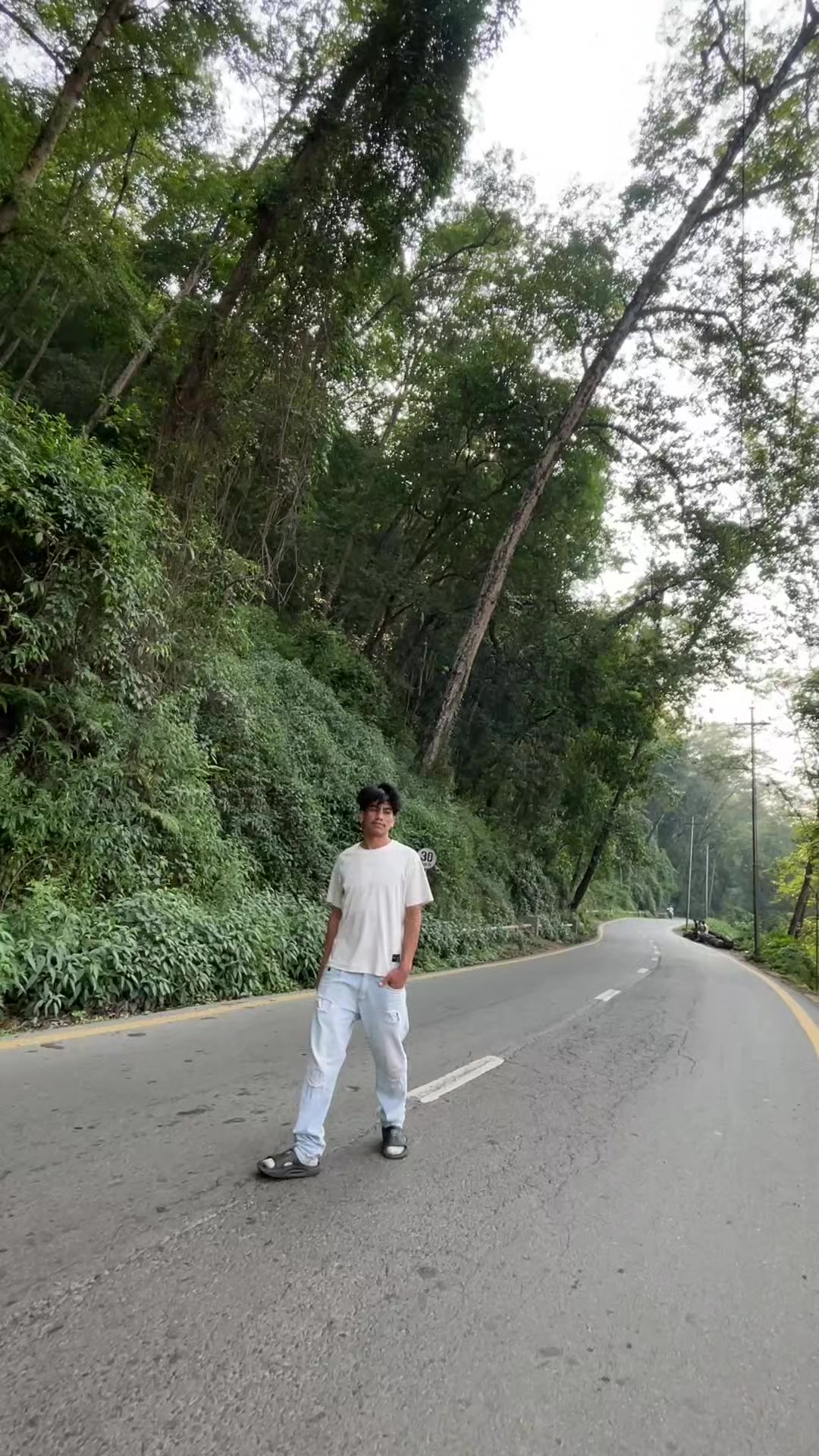 @R O H I T_🤙