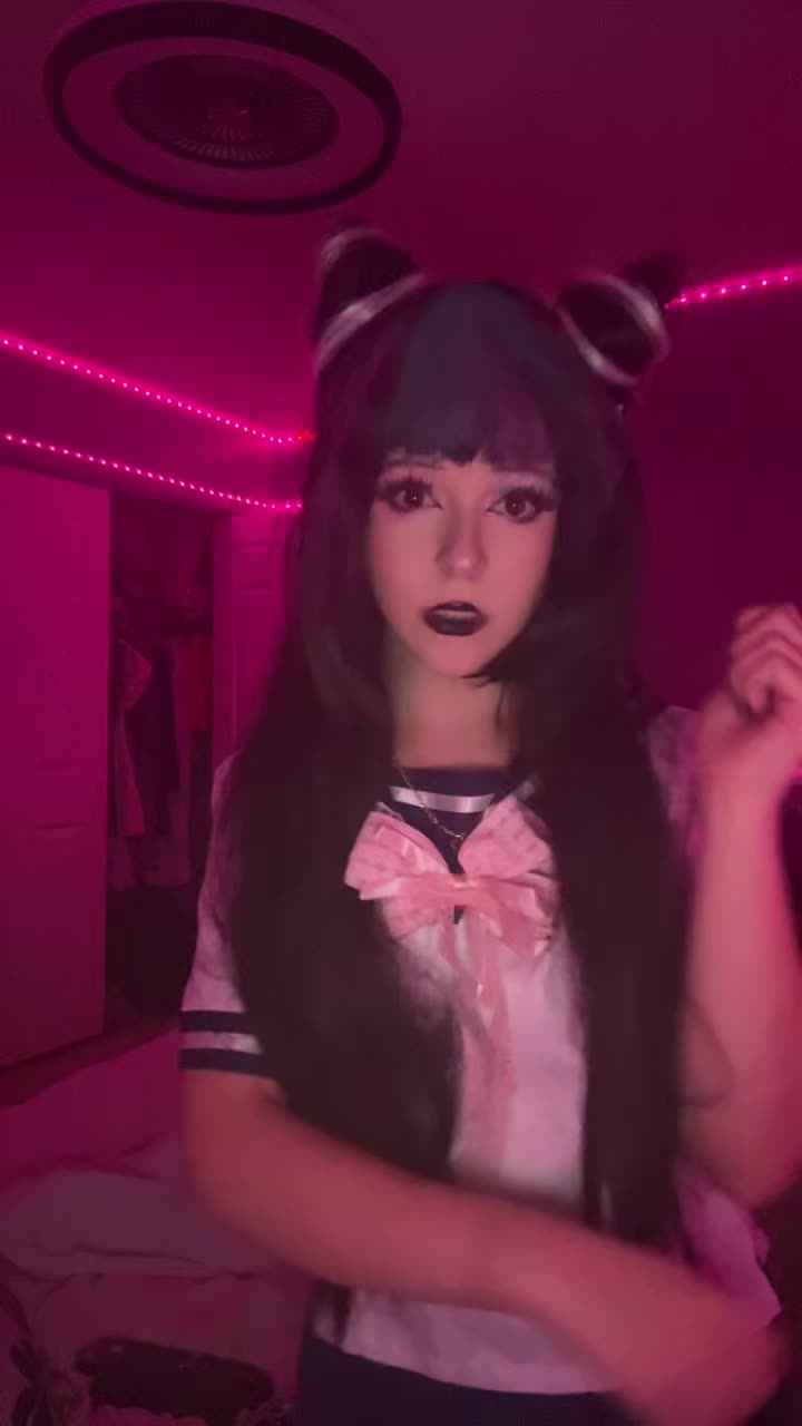 @Tori 🎀