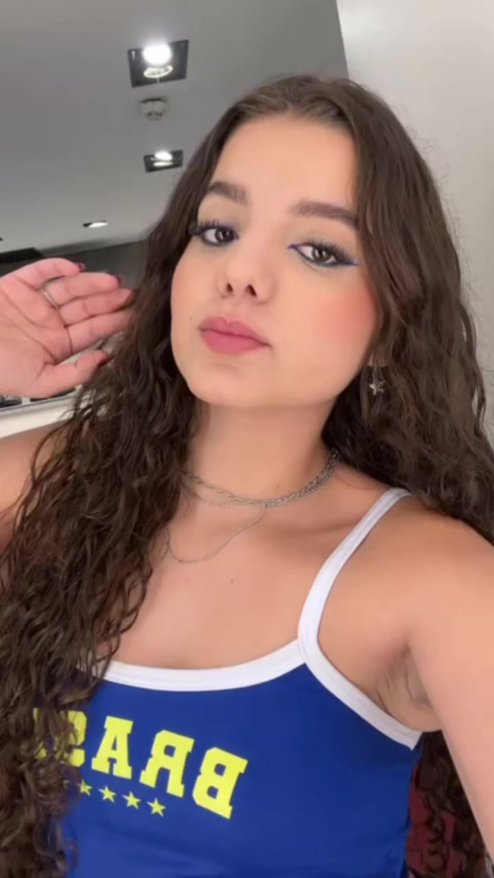 @Letícia