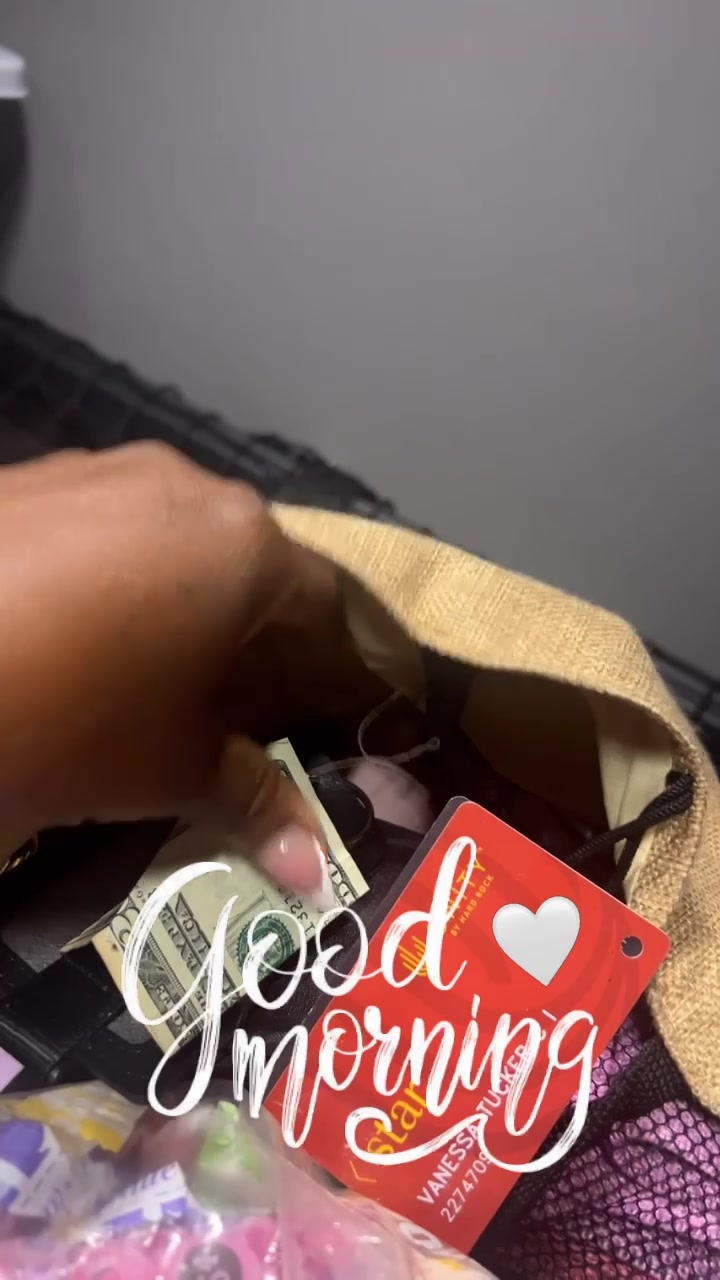 @Vanessa QueenMarie M