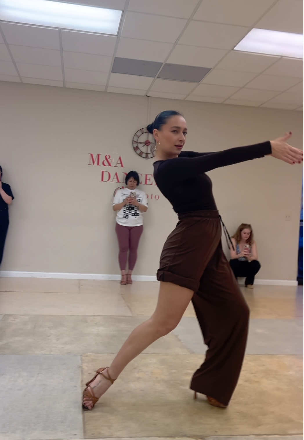 @anastasia.supernova.dance