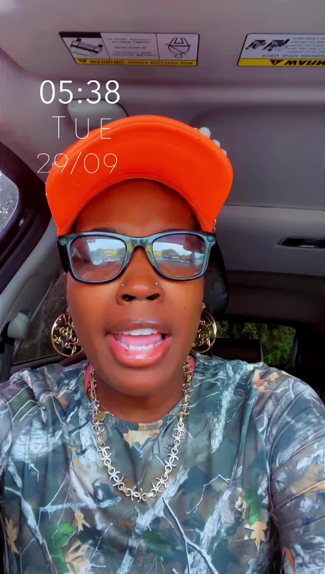 @Themuthaof3