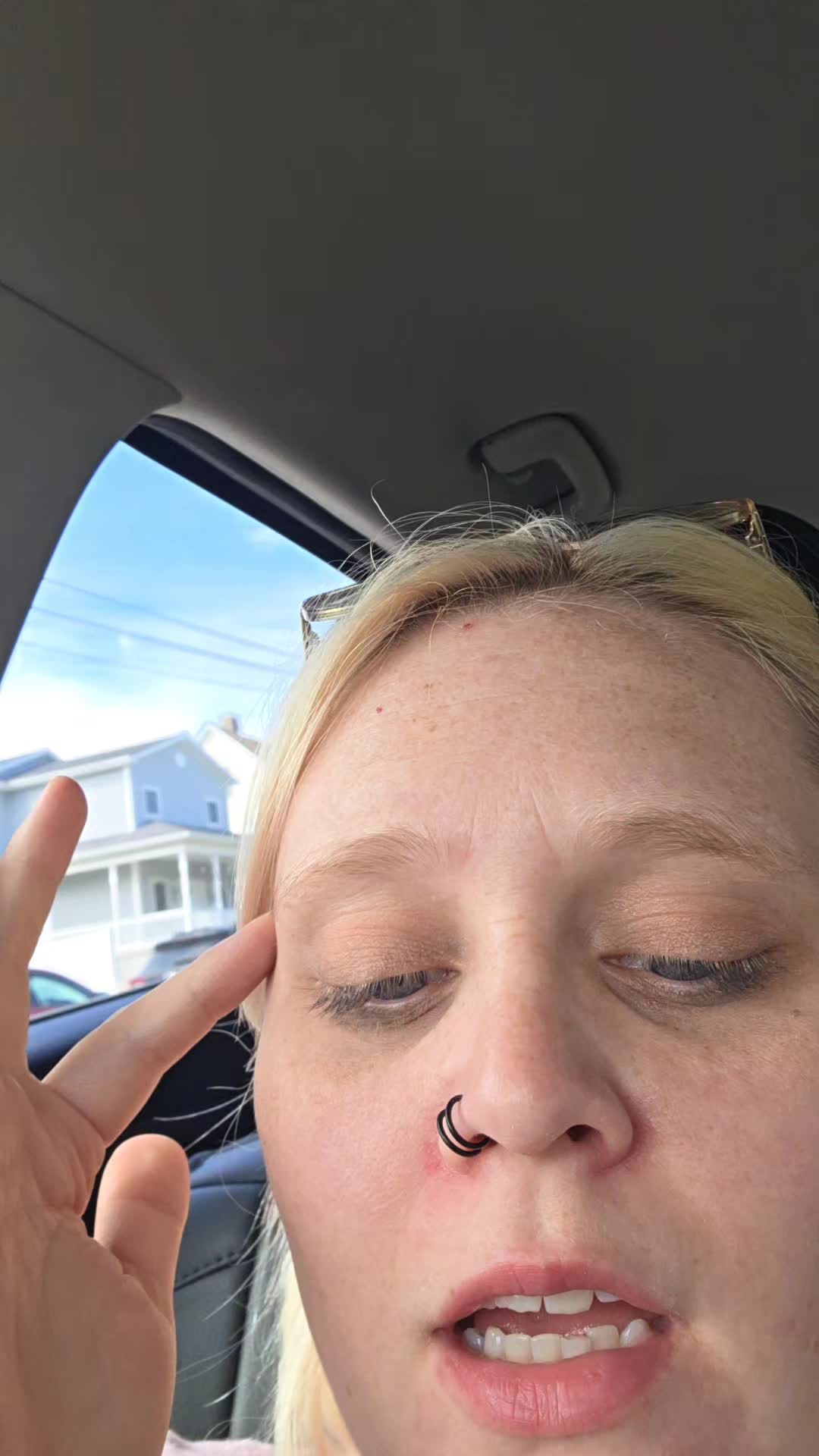 @EmieWonders