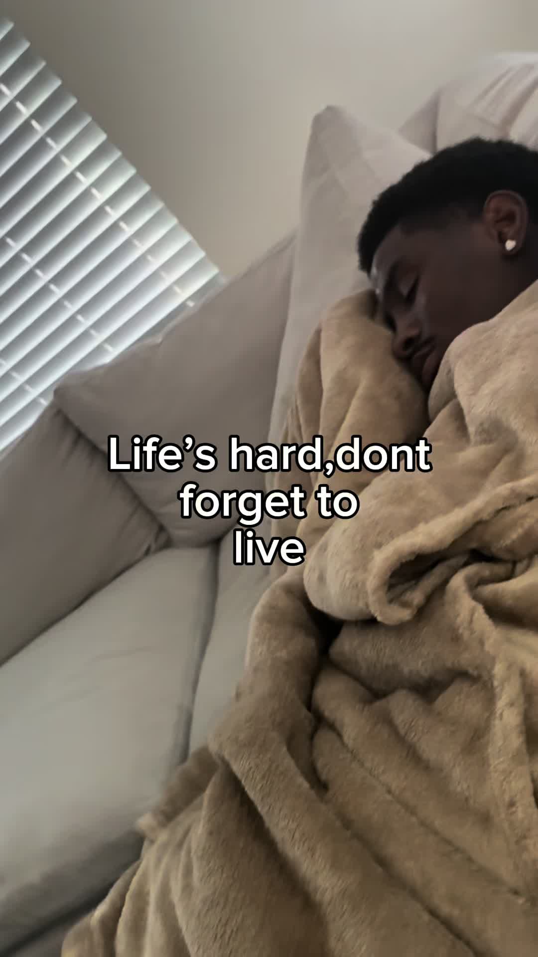 @ttraytrayy