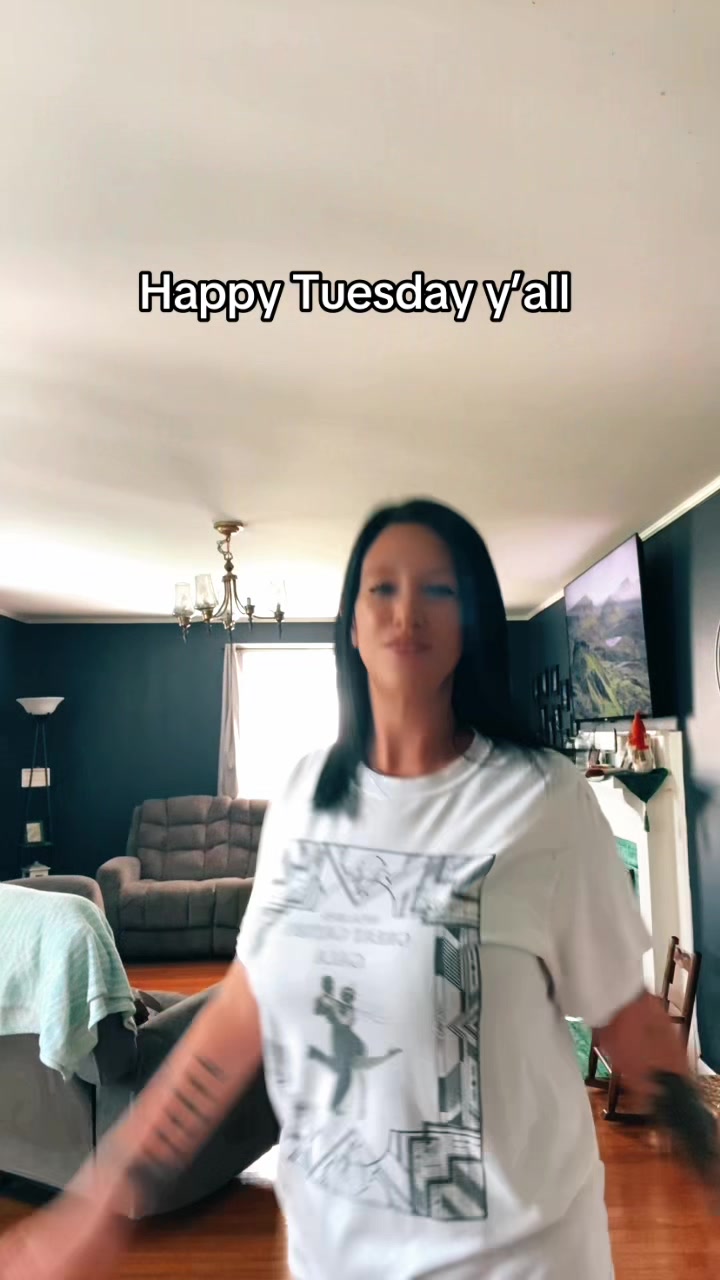 @Bri💙🖤
