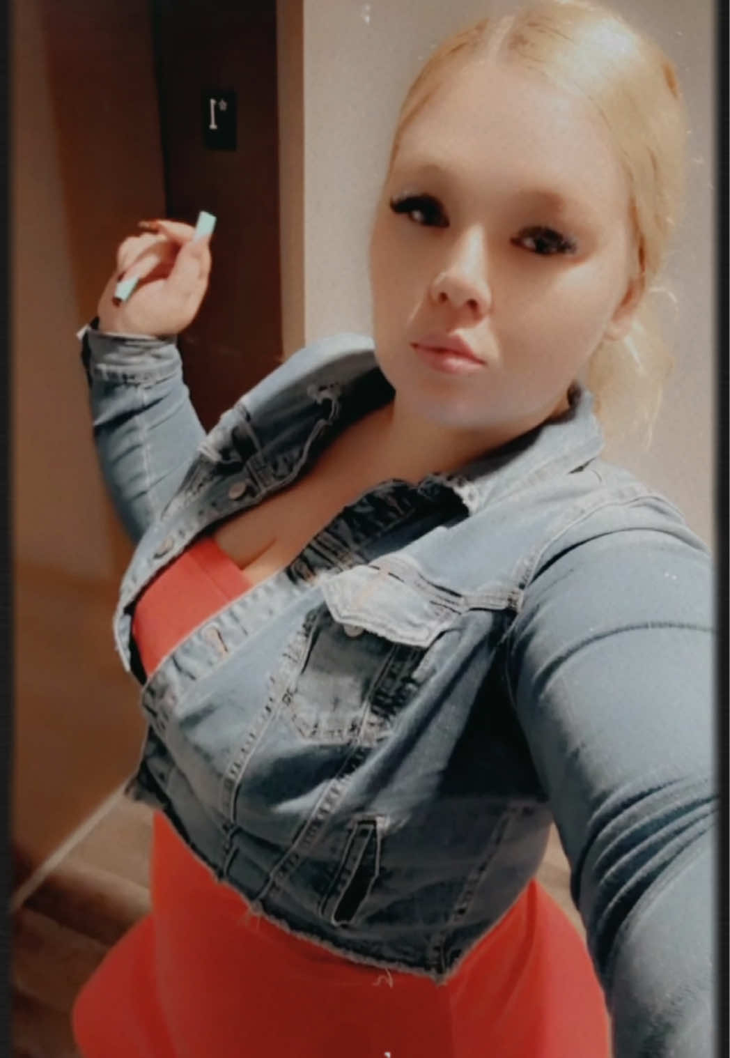 @🦋BunniiBayBii🐰🖤♾️
