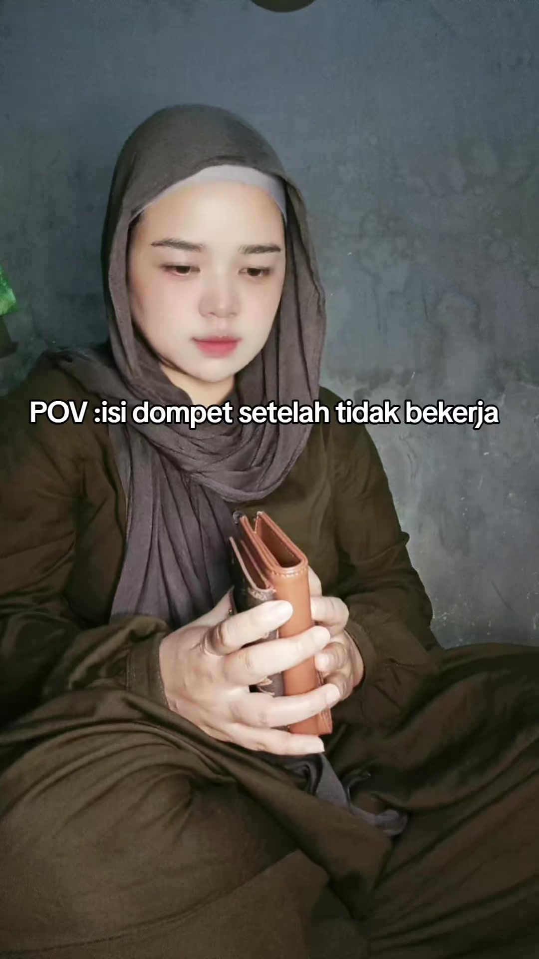@dindaghaniya