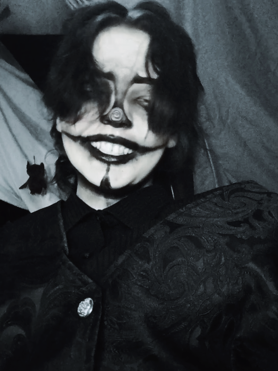 @UrFavGhoul