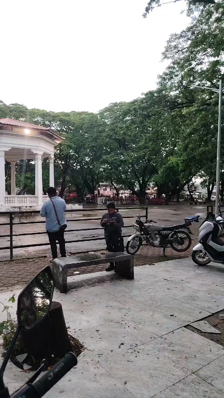@JR Dela Peña โ