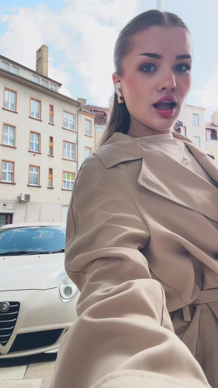 @Yuliia Hodunko