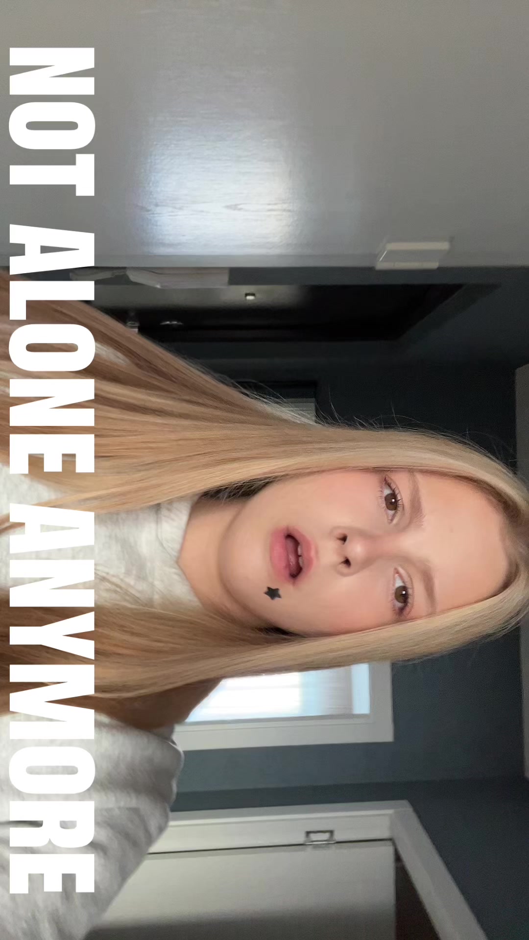 @𝐠𝐨𝐬𝐬𝐢𝐩 𝐠𝐢𝐫𝐥