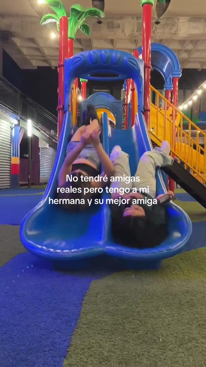 @Milena Acosta