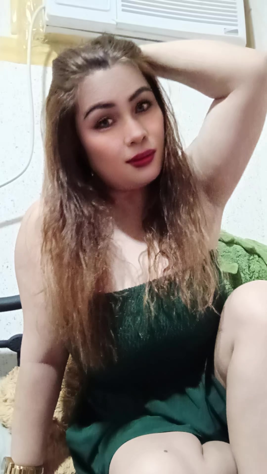 @AKHIRA BRITNY PARKER